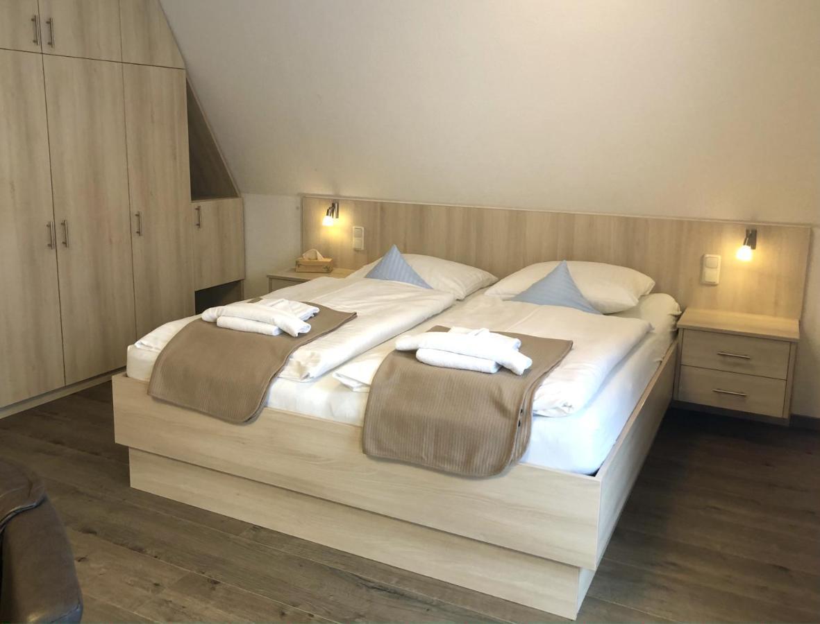 Gruenblau Relax Pension & Apartments Rostock Ngoại thất bức ảnh