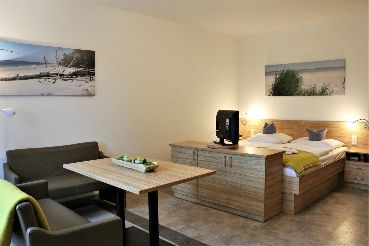 Gruenblau Relax Pension & Apartments Rostock Ngoại thất bức ảnh