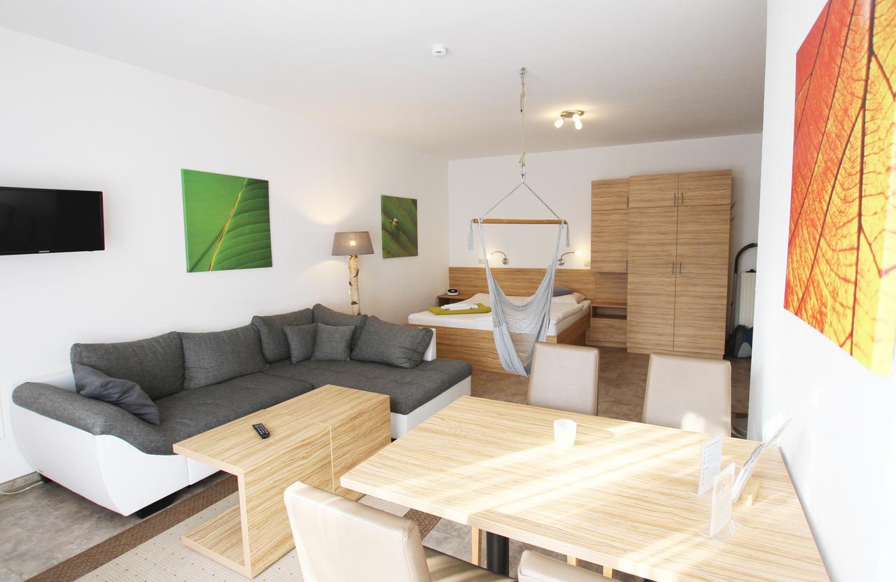 Gruenblau Relax Pension & Apartments Rostock Ngoại thất bức ảnh